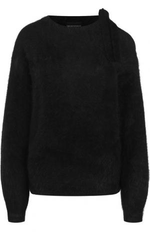 Шерстяной пуловер с открытым плечом Emporio Armani. Цвет: черный