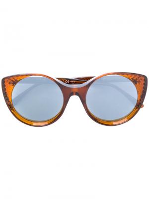 Солнцезащитные очки в оправе кошачий глаз Bottega Veneta Eyewear. Цвет: коричневый