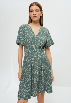 Платье Zarina. Цвет: зеленый