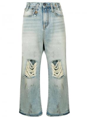 Укороченные широкие джинсы с потертостями R13. Цвет: синий