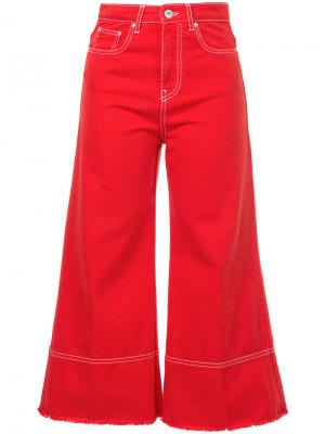 Укороченные джинсы клеш MSGM. Цвет: красный