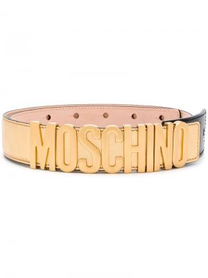 Ремень с пряжкой-логотипом Moschino. Цвет: металлический