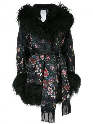 Куртка с отделкой из овечьего меха и цветочным принтом Sacai. Цвет: чёрный