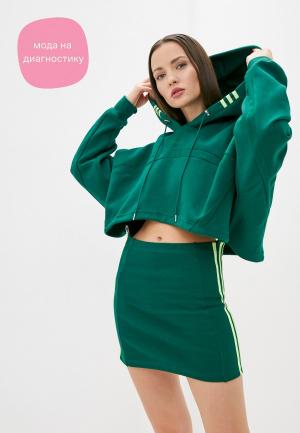 Платье adidas Originals. Цвет: зеленый