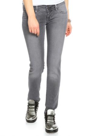 Джинсы Cross Jeanswear Co.. Цвет: серый