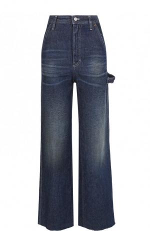 Расклешенные джинсы с потертостями Mm6. Цвет: синий