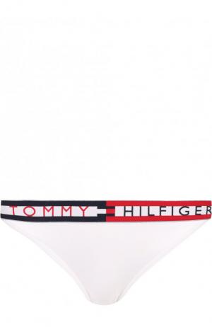 Плавки-бикини с логотипом бренда Tommy Hilfiger. Цвет: белый