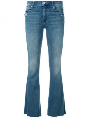 Слегка расклешенные джинсы Mother. Цвет: синий