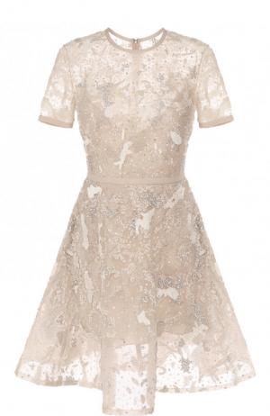 Приталенное мини-платье с вышивкой Elie Saab. Цвет: бежевый