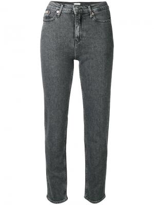 Прямые джинсы строгого кроя Ck Jeans. Цвет: серый