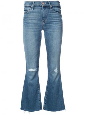 Укороченные расклешенные джинсы Mother. Цвет: синий