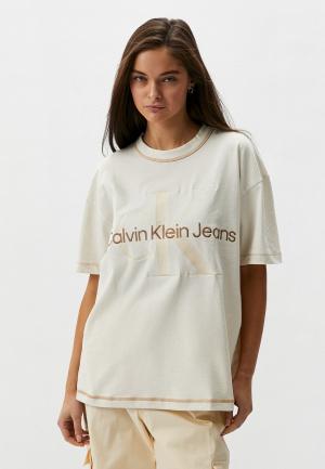 Футболка Calvin Klein Jeans. Цвет: бежевый