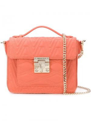 Стеганая сумка-тоут с логотипом Versace Jeans. Цвет: розовый и фиолетовый
